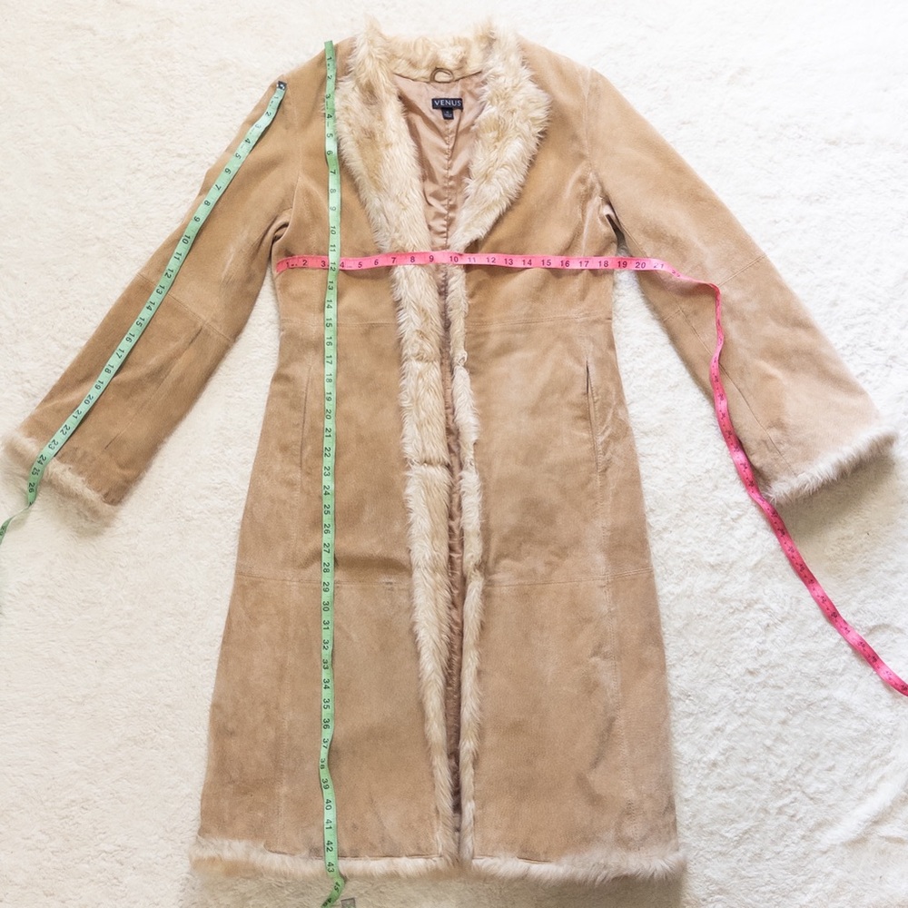 VENUS Tan Leather Jacket with Cream Fur Trim - Picture 7 of 10